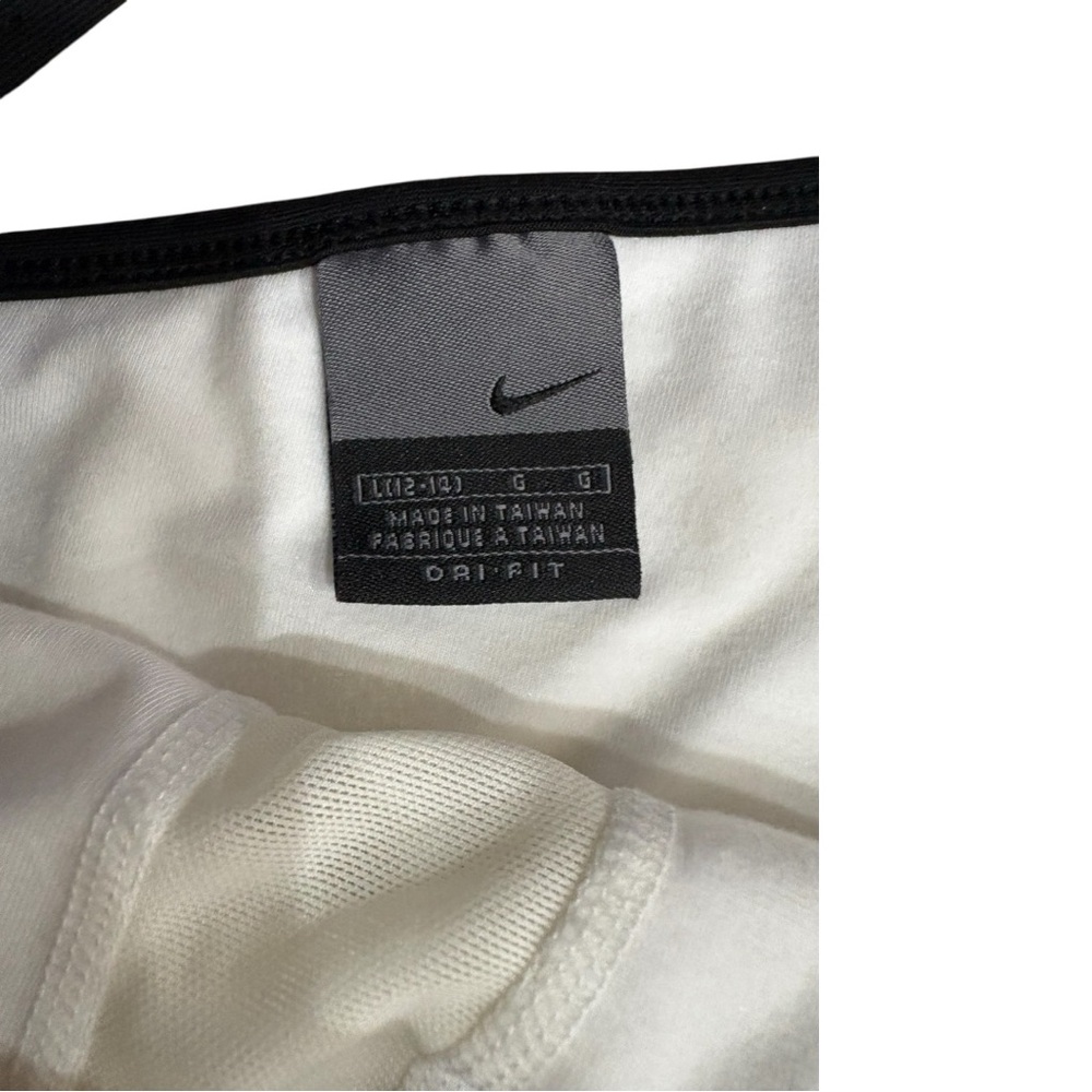 Nike Dri-FIT White and Black Apparel - Picture 9 of 9